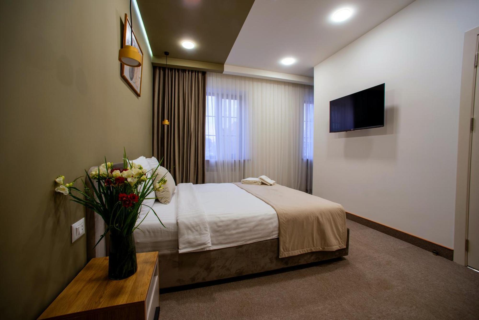 The House Hotel Γιερεβάν Εξωτερικό φωτογραφία
