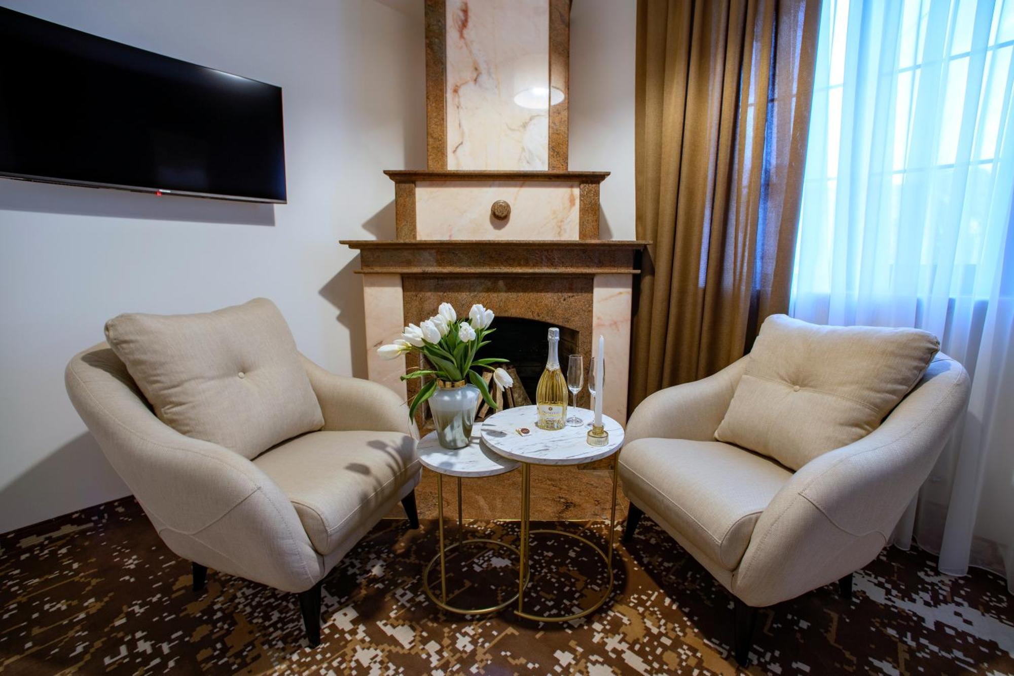 The House Hotel Γιερεβάν Εξωτερικό φωτογραφία