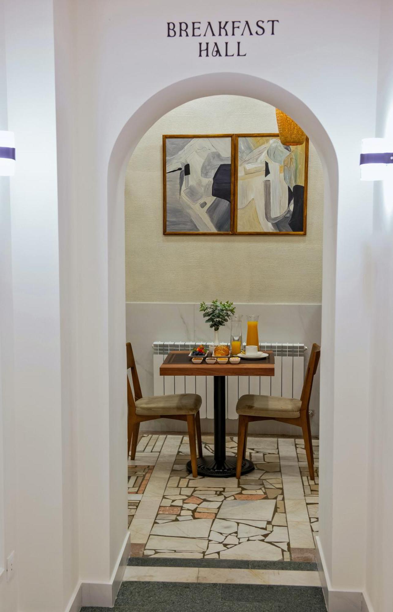 The House Hotel Γιερεβάν Εξωτερικό φωτογραφία